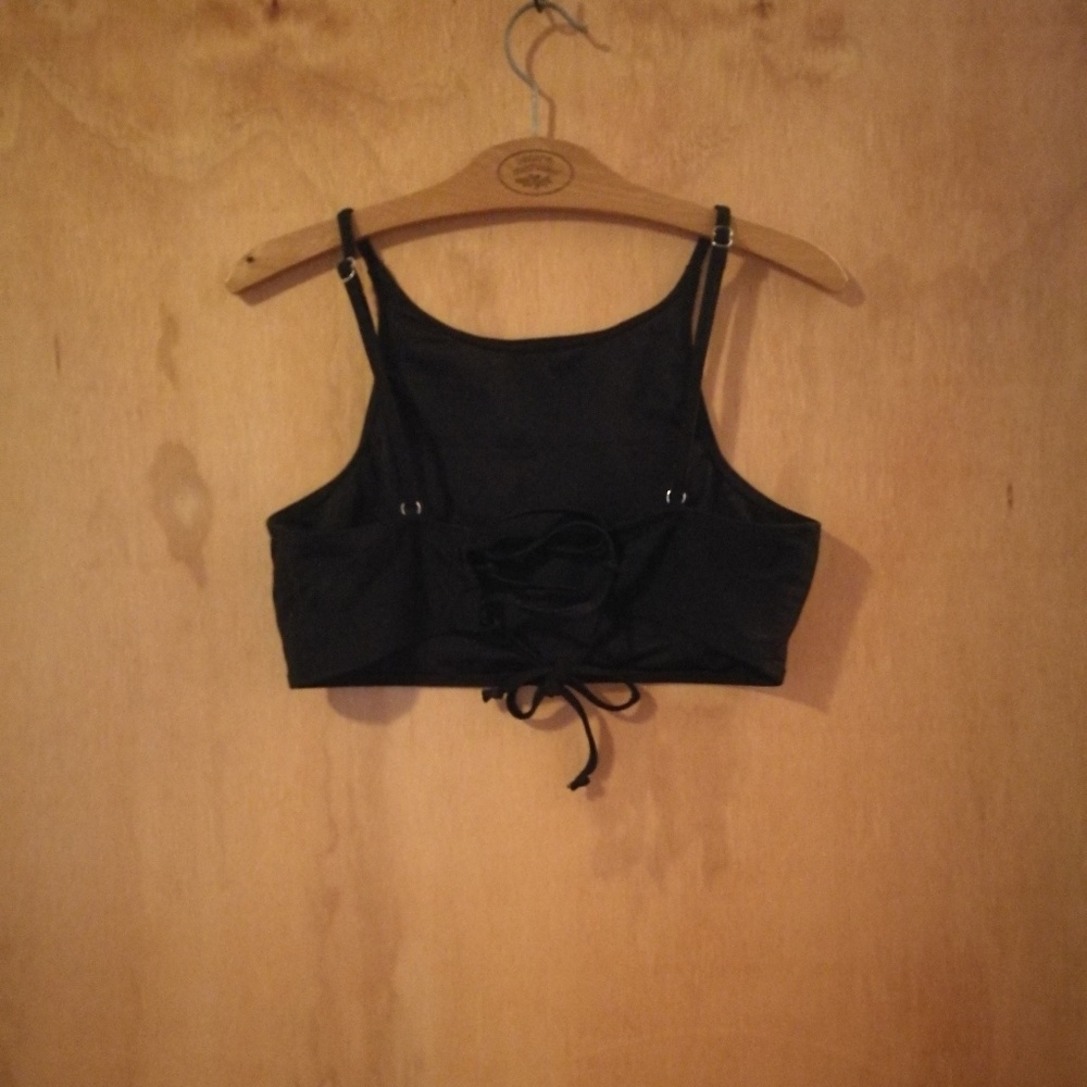 Too small. - Picture 2 of 2